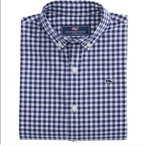 Vineyard Vines Collared Button Down